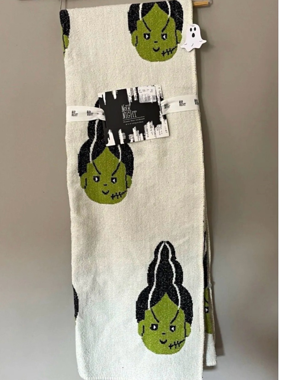 Noir Night Bride of Frankenstein 50"
× 70" Decorative Throw NWT